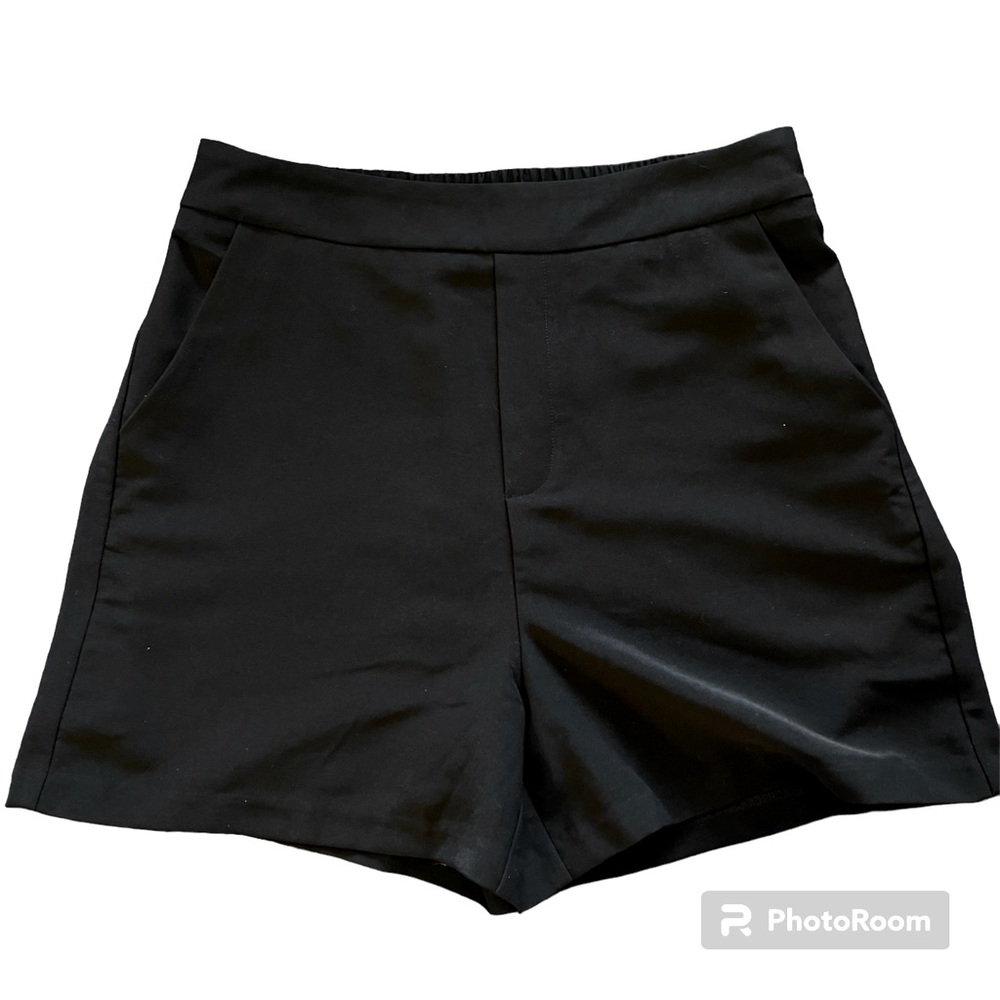 Skies Are Blue M Black Business Shorts